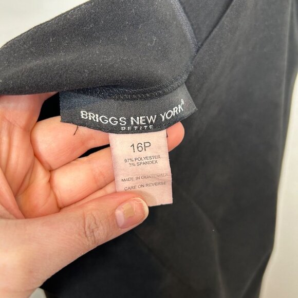 Briggs‎ New York black velvety skirt size 16P - Picture 2 of 4